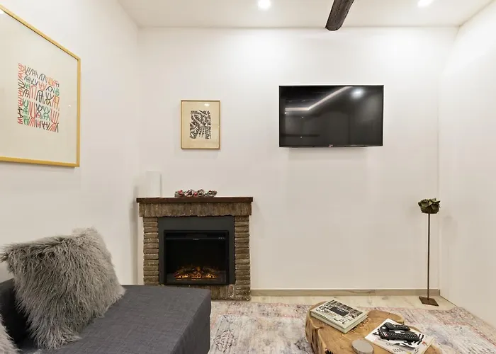 Ciancaleoni Atelier Dell'artista - Monti * Rome